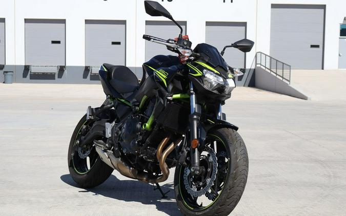 2020 Kawasaki Z650 ABS Metallic Black/Metallic Flat Spark Black