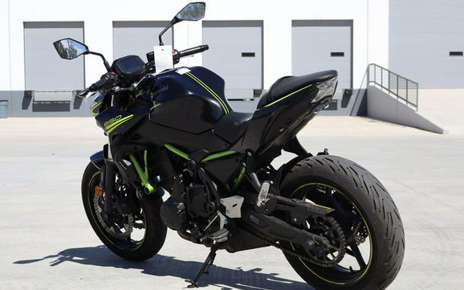 2020 Kawasaki Z650 ABS Metallic Black/Metallic Flat Spark Black