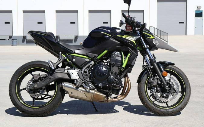2020 Kawasaki Z650 ABS Metallic Black/Metallic Flat Spark Black
