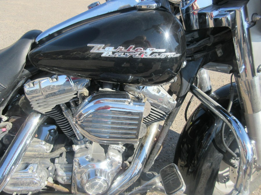 2004 HARLEY ROAD KING CUSTOM