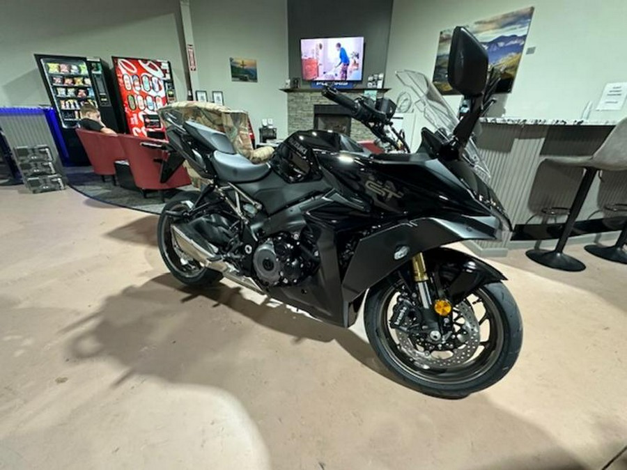 2024 Suzuki GSX-S1000GT