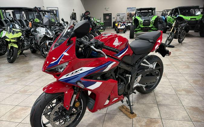 2026 Honda CBR650R E-CLUTCH