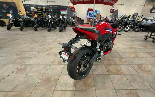 2026 Honda CBR650R E-CLUTCH
