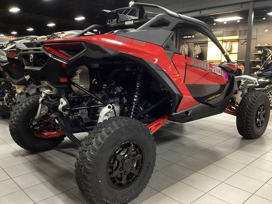 2024 Can-Am™ Maverick R X