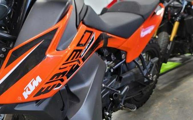 2022 KTM 890 Adventure