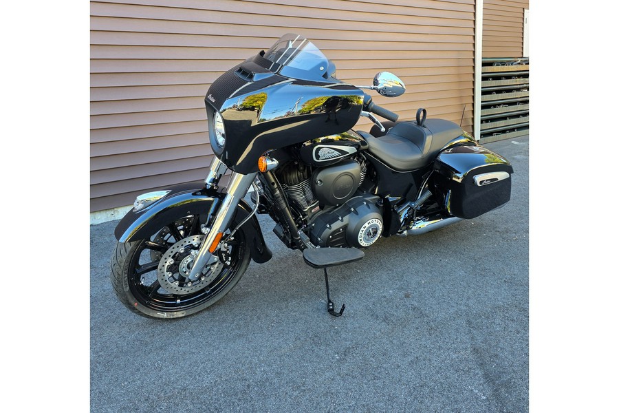 2025 Indian Motorcycle Chieftain Base