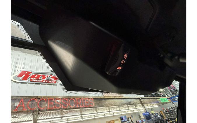 2026 Can-Am DEF LTD HD11