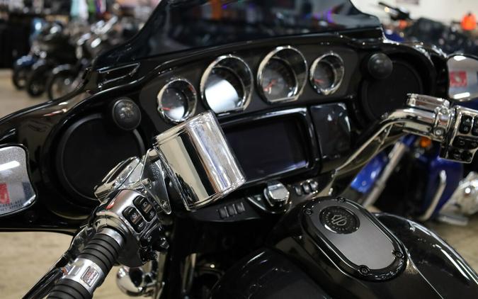 FLHXSE 2020 CVO™ Street Glide®