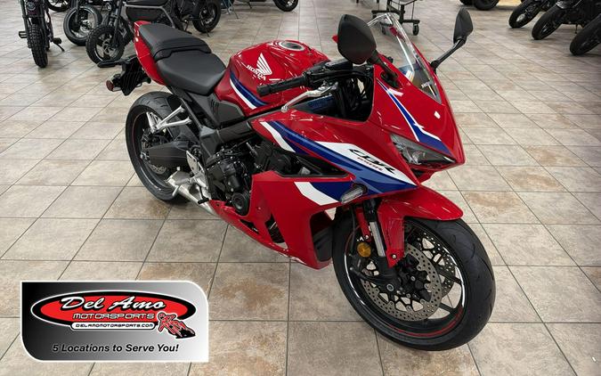 2026 Honda CBR650R E-CLUTCH