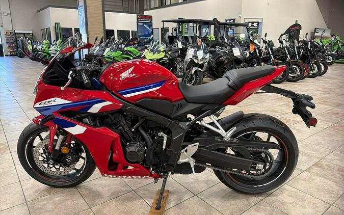 2026 Honda CBR650R E-CLUTCH