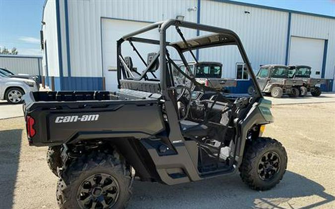 2026 Can-Am Defender DPS HD7