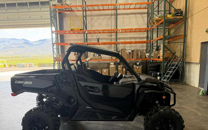 2026 Can-Am Commander XT 700