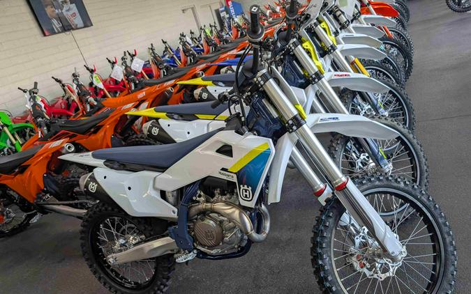 2025 Husqvarna FC 450 - 391499