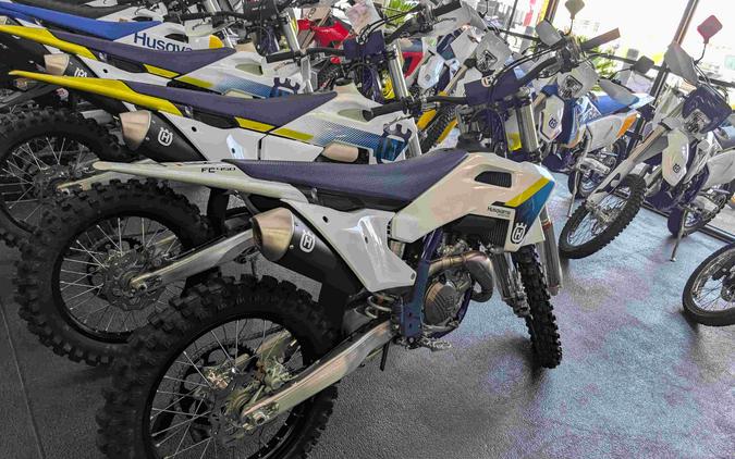 2025 Husqvarna FC 450 - 391499