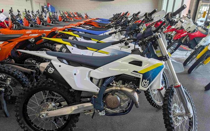 2025 Husqvarna FC 450 - 391499