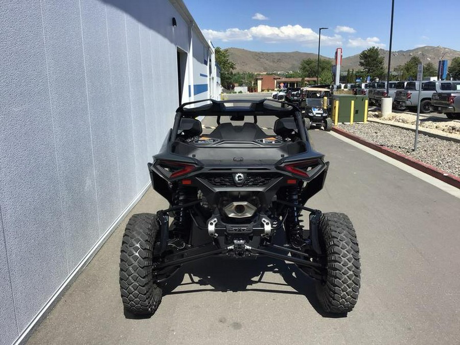2026 Can-Am® Maverick R X rc with Smart-Shox