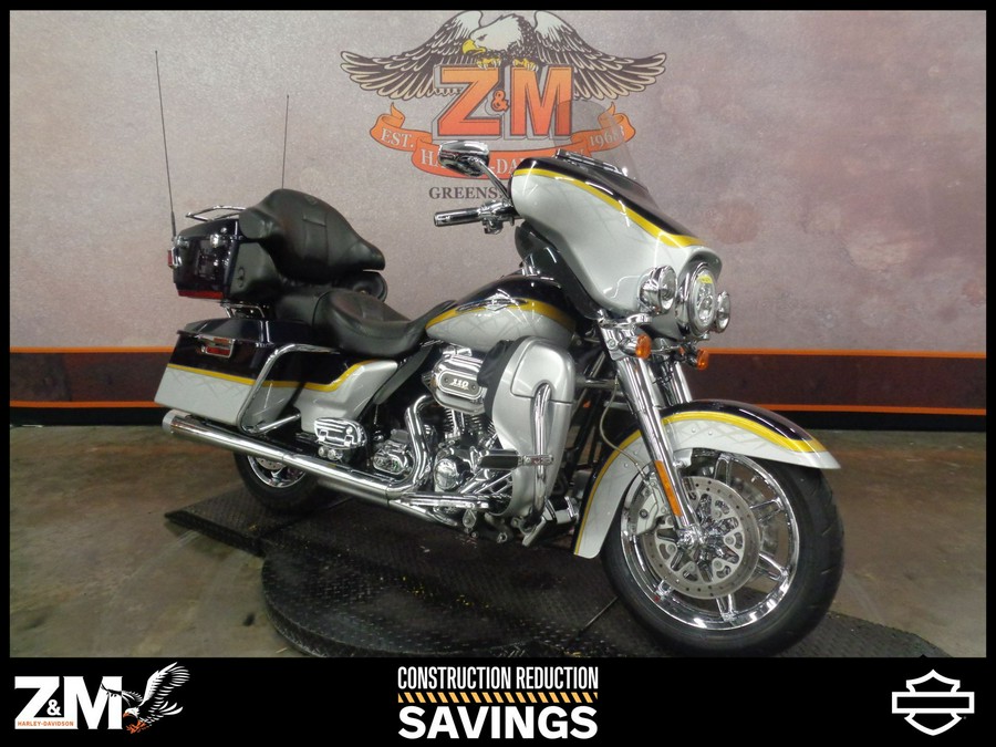 2012 Harley-Davidson CVO™ Ultra Classic® Electra Glide®