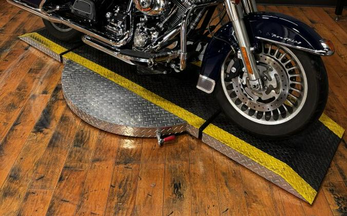 2011 Harley-Davidson® Road King® BLUE