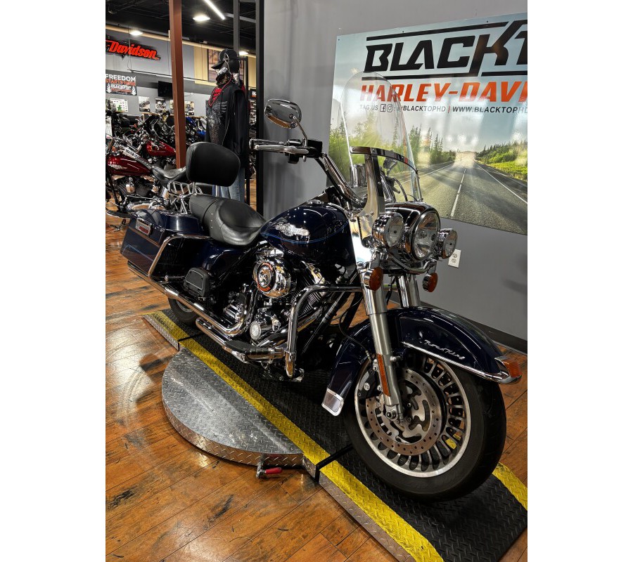 2011 Harley-Davidson® Road King® BLUE