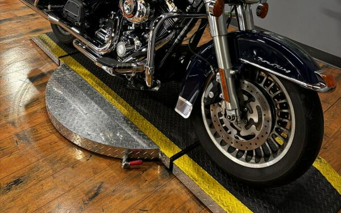 2011 Harley-Davidson® Road King® BLUE