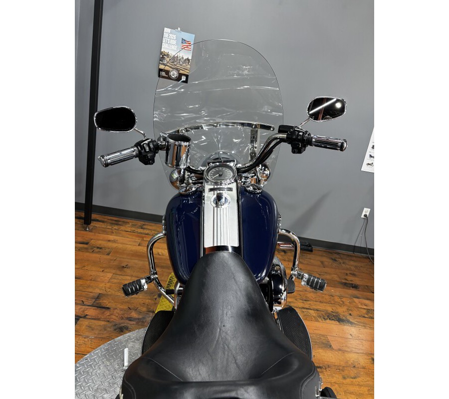 2011 Harley-Davidson® Road King® BLUE