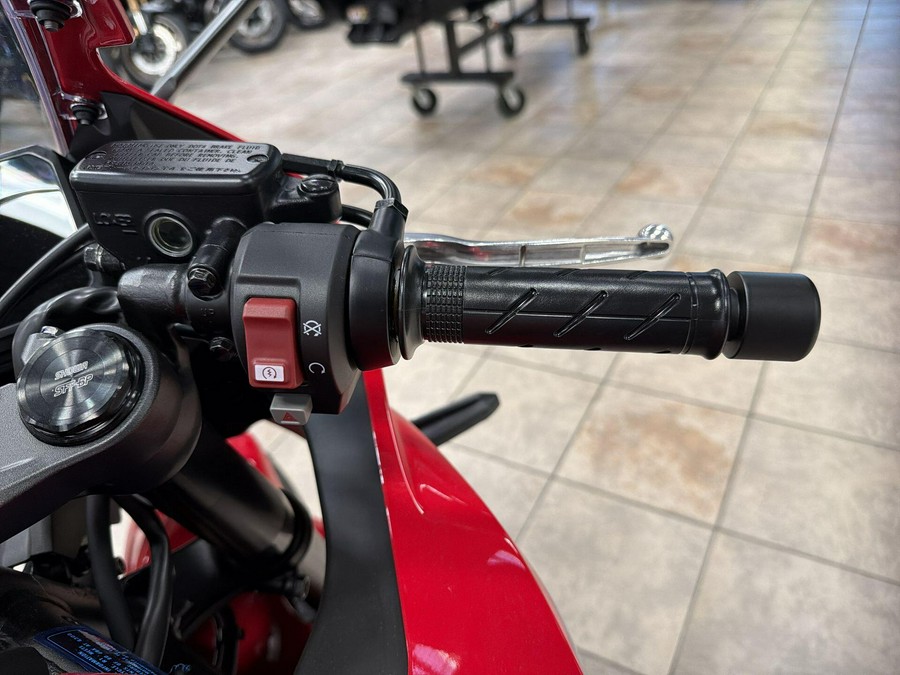 2026 Honda CBR650R E-CLUTCH