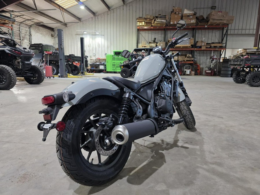 2026 Honda Rebel® 500 Base