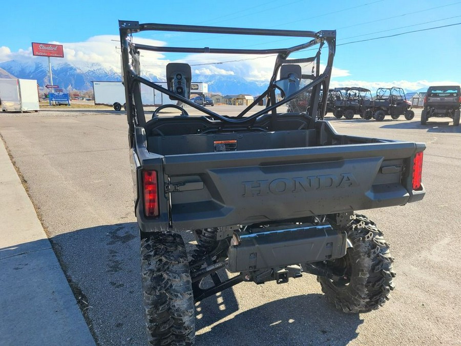 2025 Honda Pioneer 1000 Deluxe