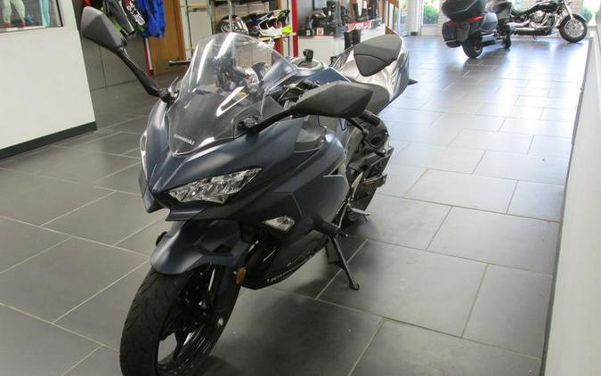 2022 Kawasaki Ninja 400