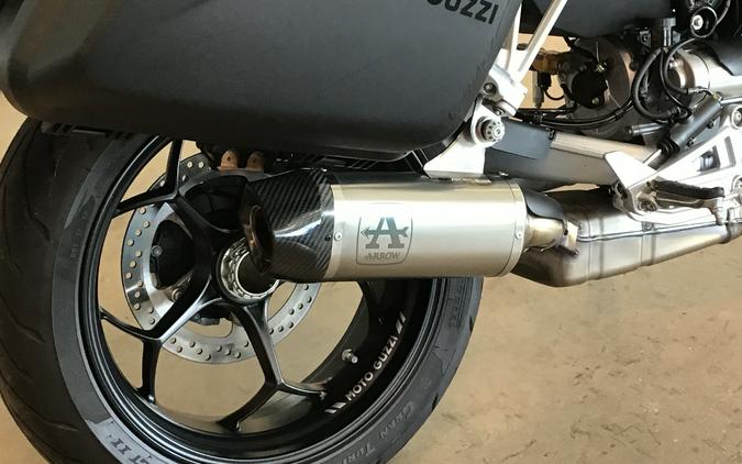 2023 Moto Guzzi V100 Mandello S