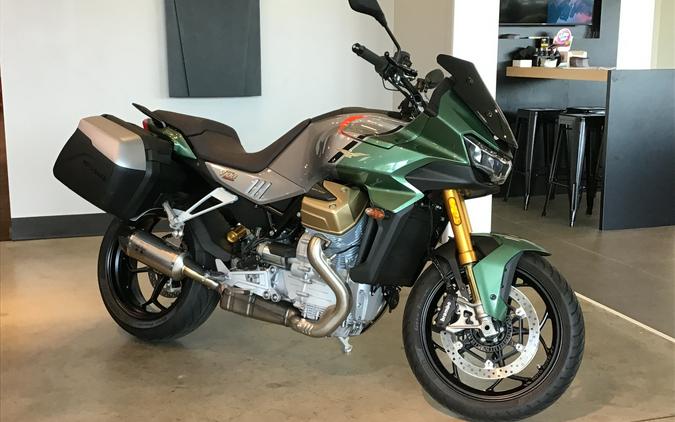 2023 Moto Guzzi V100 Mandello S