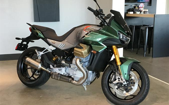 2023 Moto Guzzi V100 Mandello S