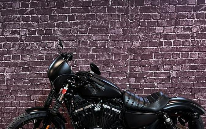 2016 Harley-Davidson® XL883N - Sportster® Iron 883™