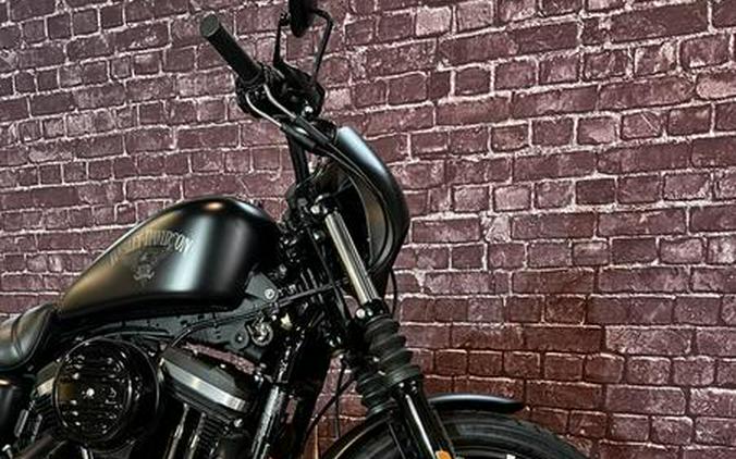 2016 Harley-Davidson® XL883N - Sportster® Iron 883™