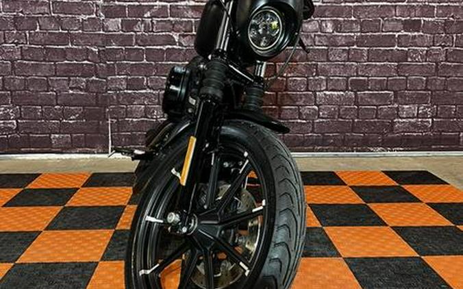 2016 Harley-Davidson® XL883N - Sportster® Iron 883™