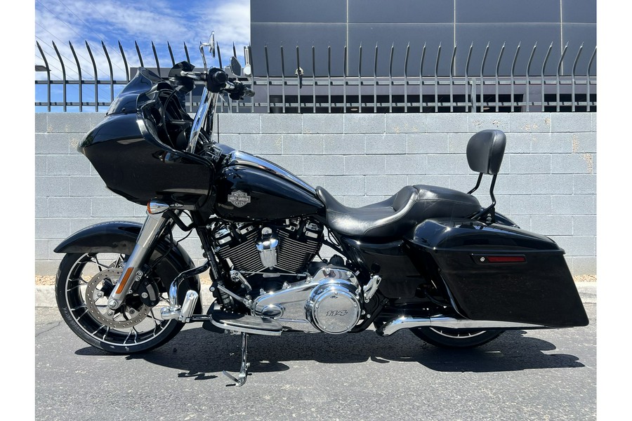 2022 Harley-Davidson® Road Glide Special