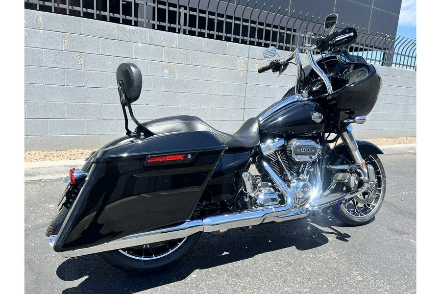 2022 Harley-Davidson® Road Glide Special