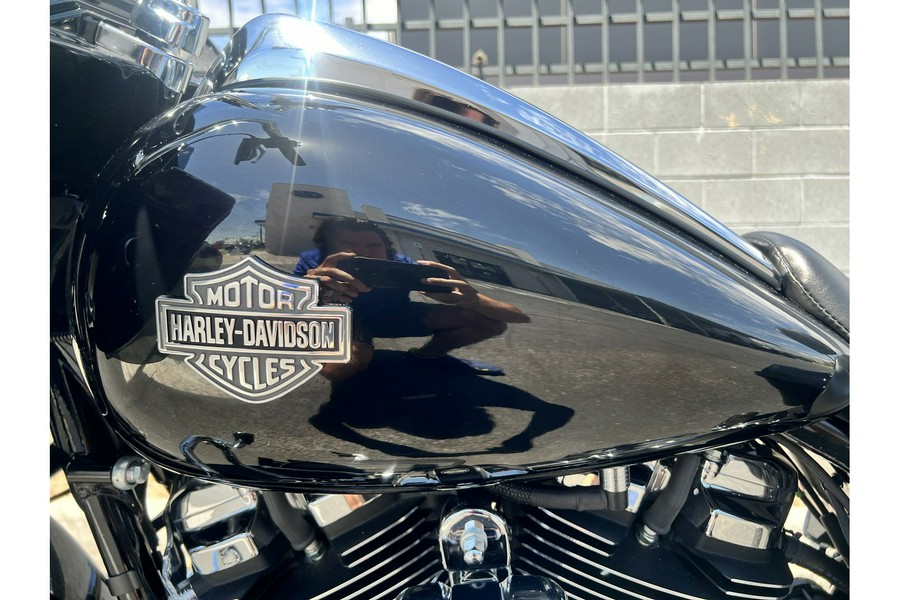 2022 Harley-Davidson® Road Glide Special