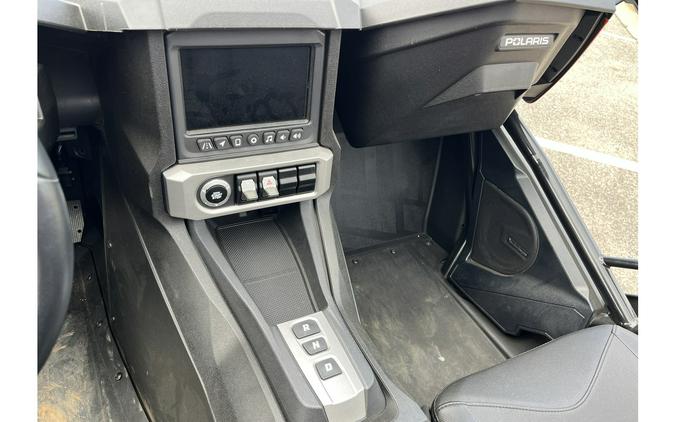 2024 Slingshot® SL AutoDrive Volt Orange - Slingshot