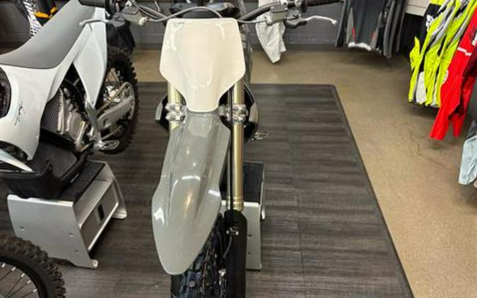 2025 Stark Varg MX 1.2