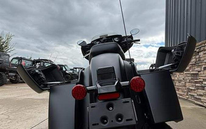 2025 Indian Motorcycle Chieftain® PowerPlus Dark Horse with 112 and PowerBand Audio Package