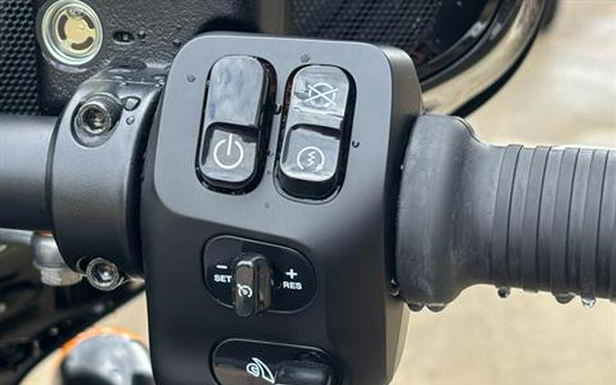 2025 Indian Motorcycle Chieftain® PowerPlus Dark Horse with 112 and PowerBand Audio Package