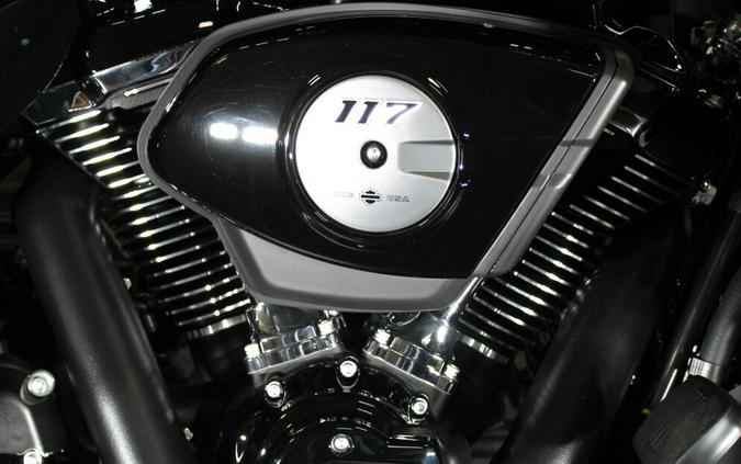 2026 Harley-Davidson® FLHXL Street Glide Limited