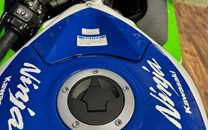 2024 Kawasaki Ninja® ZX™-14R 40th Anniversary Edition ABS