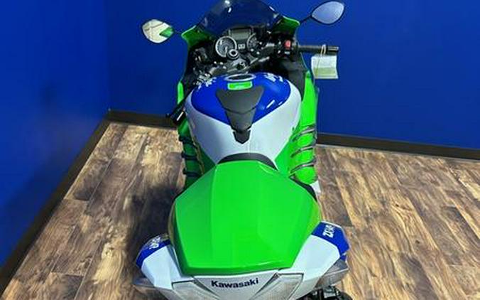 2024 Kawasaki Ninja® ZX™-14R 40th Anniversary Edition ABS