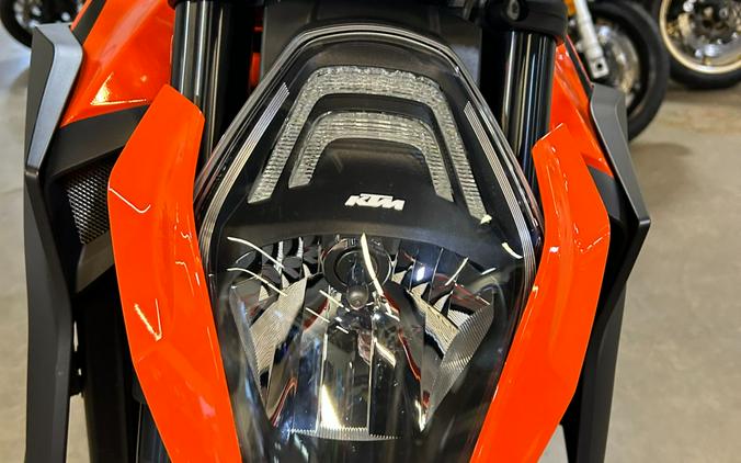 2015 KTM 1290 Super Duke R