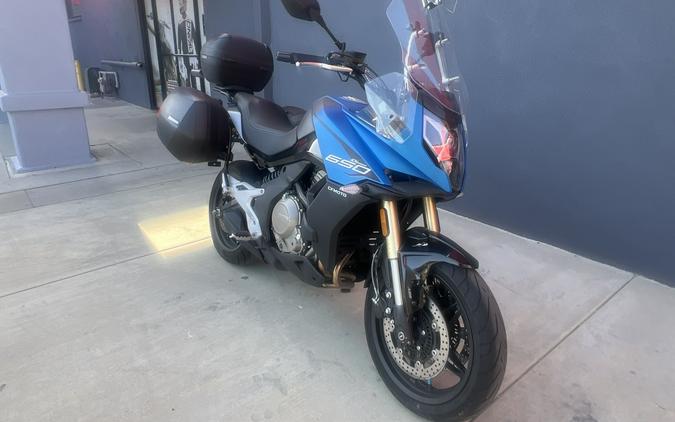 2023 CFMoto 650 Adventura