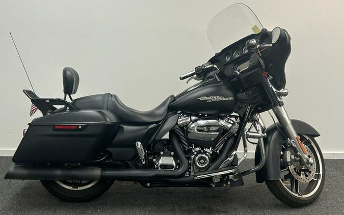 2017 Harley-Davidson FLHXS - Street Glide Special