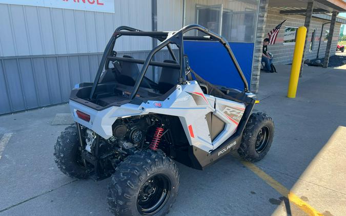 2024 Polaris RZR 200 EFI