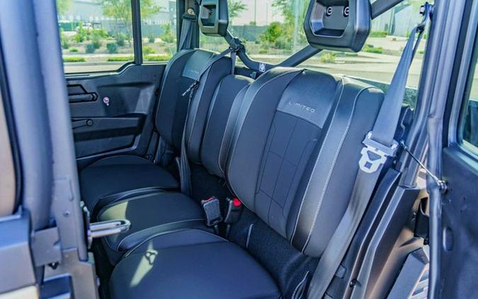 2026 Can-Am Defender MAX Limited HD11 Desert Tan & Carbon Blac